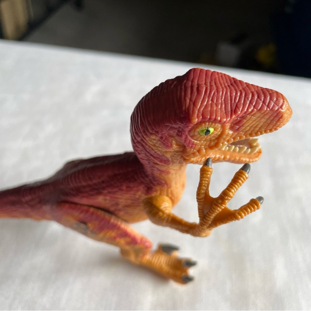 Jurassic Park Red & Orange Reptile Habitat Figure - Textured Terrarium Décor - Picture 2 of 7